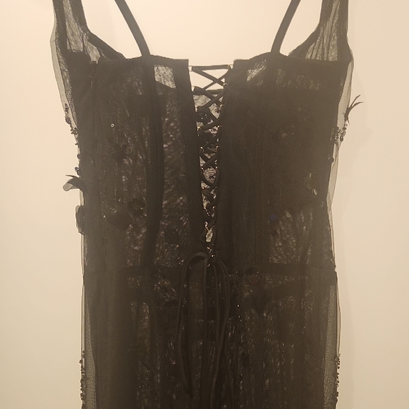 Oh Polly Black Sequin Maxi Dress - Picture 9 of 15